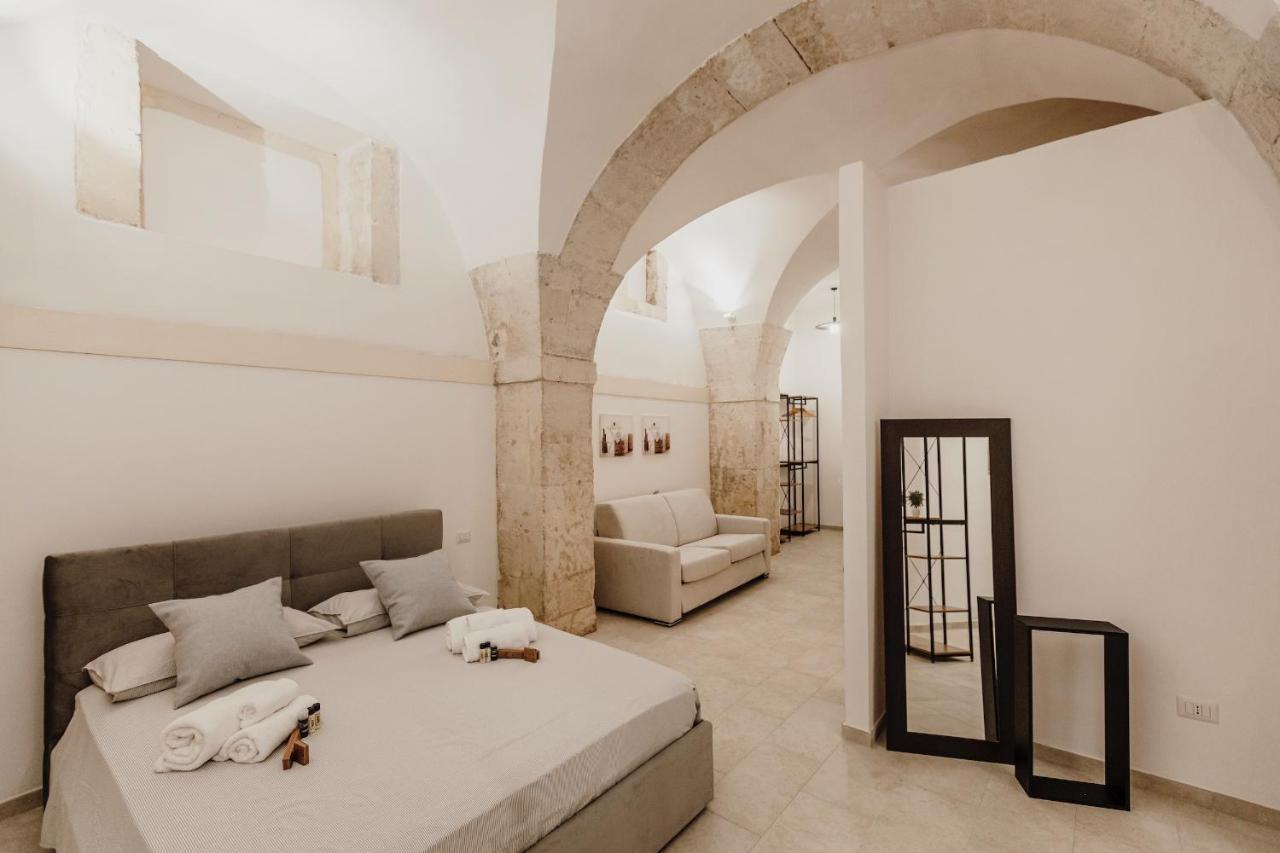 I Dammusi Di Via Vittorio Veneto Apartment Syracuse Bagian luar foto