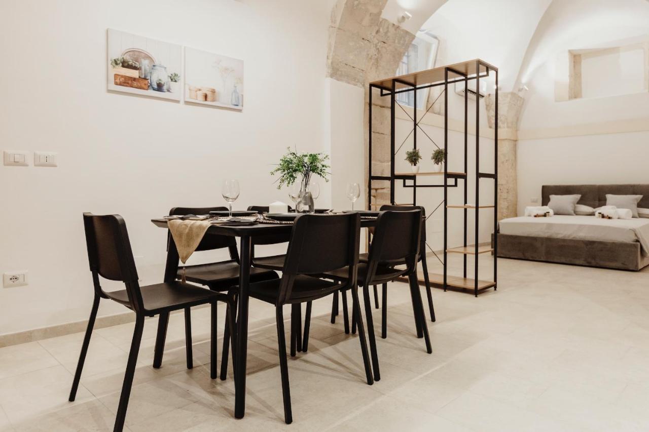 I Dammusi Di Via Vittorio Veneto Apartment Syracuse Bagian luar foto